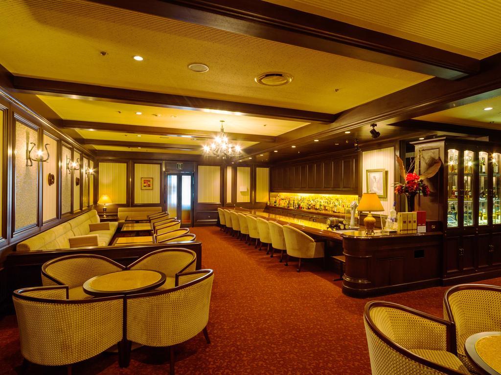 The Crown Palais New Hankyu Kochi Bagian luar foto